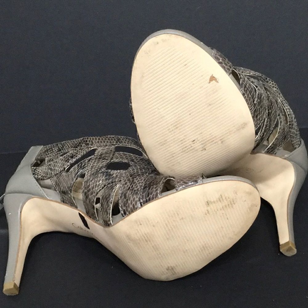 Calvin Klein Gray Python embossed heels - Picture 5 of 11